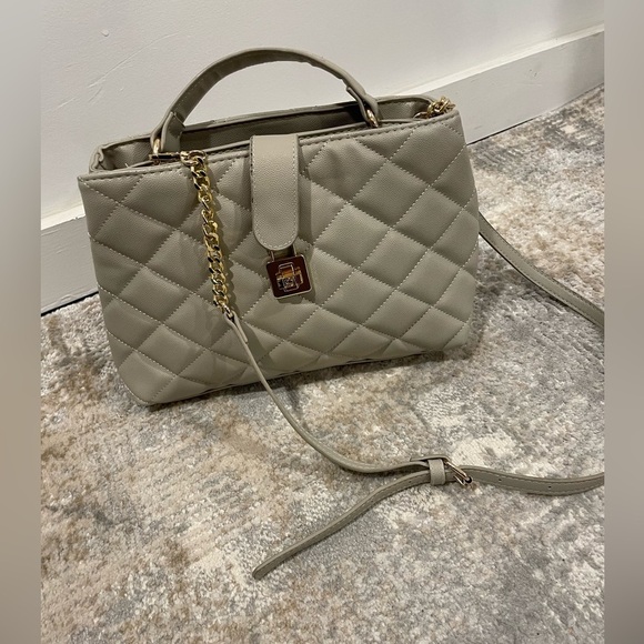 bebe Handbags - Bebe LYLA Shoulder Bag Taupe Color, Quilted Pattern Great Condition!